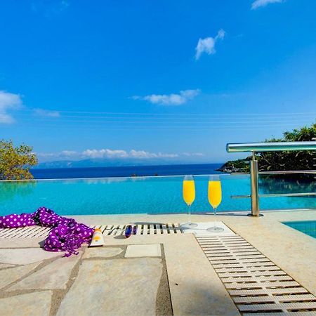 Villa Terra Del Nonno With Sea Views & Pool Gaios Extérieur photo
