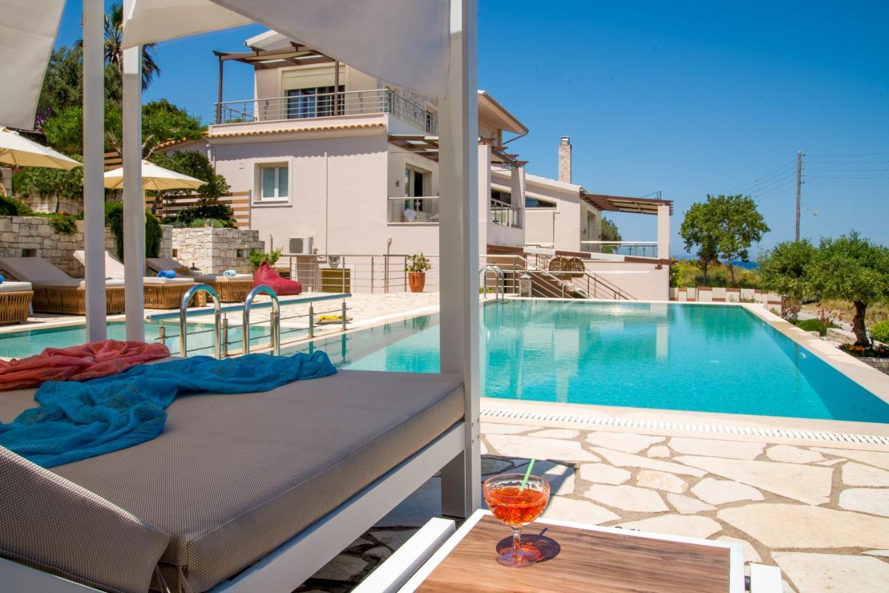 Villa Terra Del Nonno With Sea Views & Pool Gaios Extérieur photo